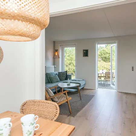 Southern Charm In Rim - By Traum